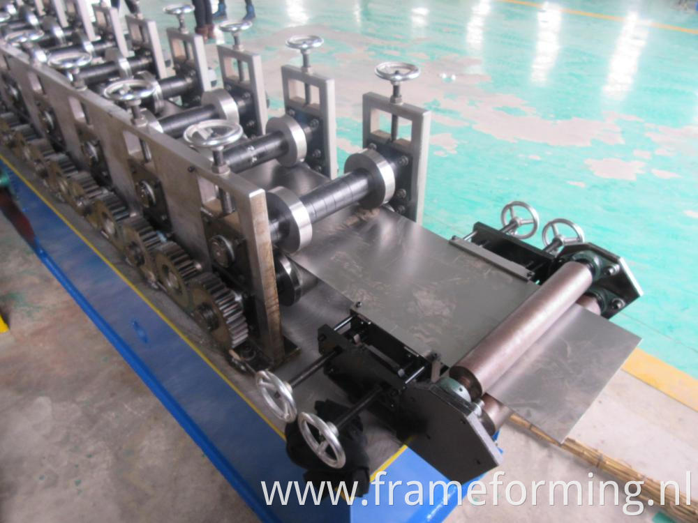 Stud And Truss Profile Roll Forming Machine Light Gauge Steel Framing Machine